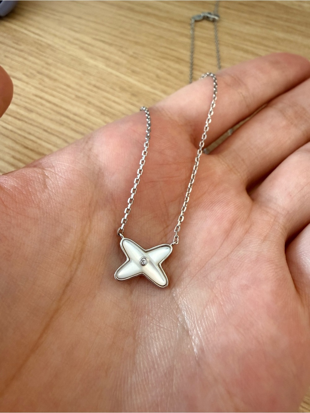 Cross shaped mother of pearl necklace